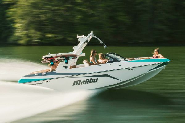 2021 Malibu Wakesetter 21 VLX Walkthrough Review