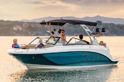 Sea Ray SDX 250 Outboard