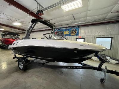 Bayliner VR5 Bowrider