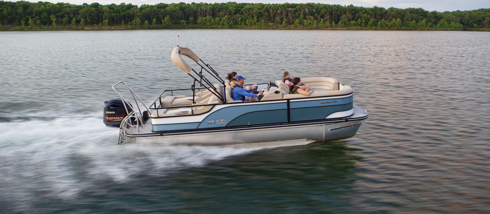 SunCatcher 322 SS Pontoon Boat Review