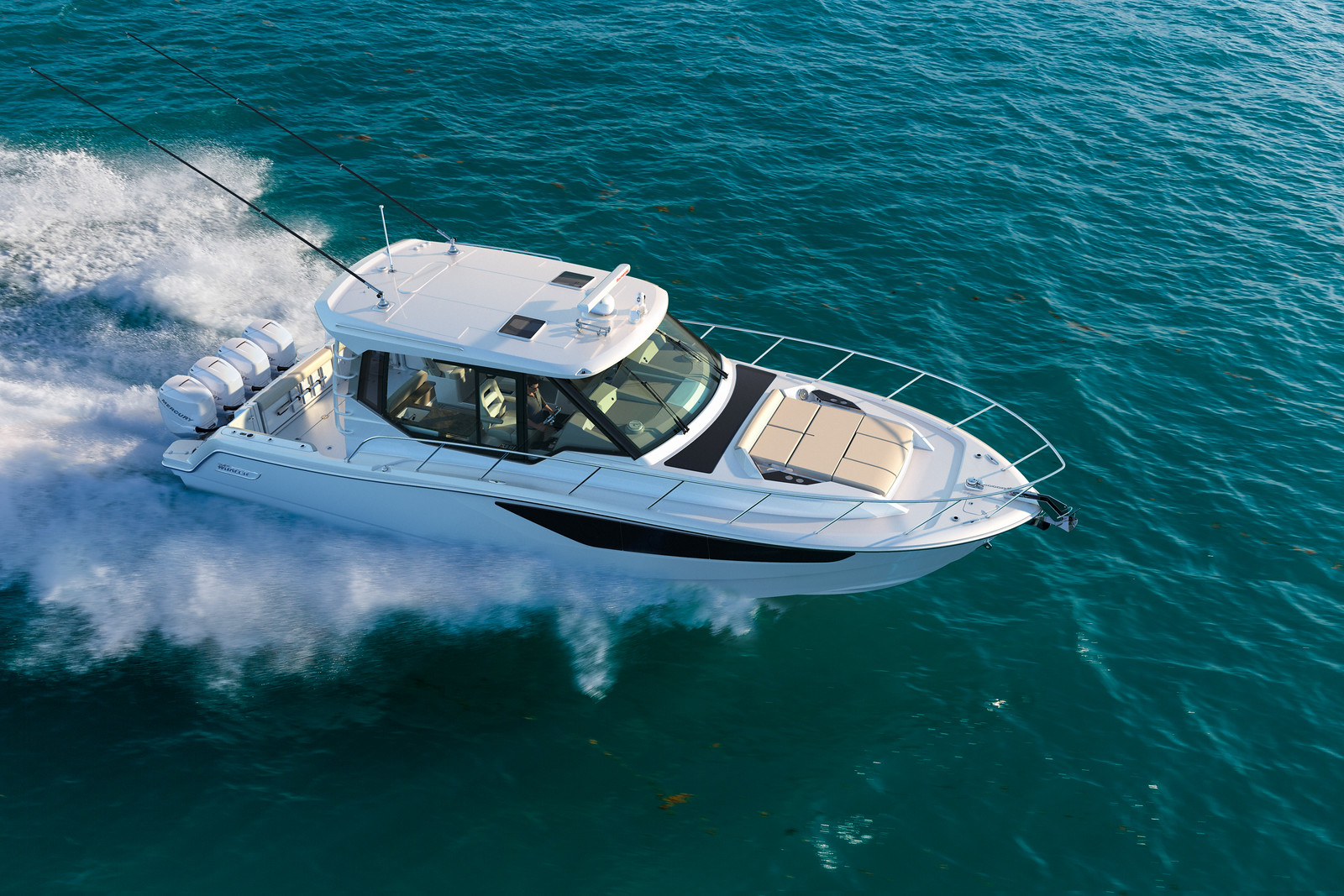 Boston Whaler 405 Conquest Review